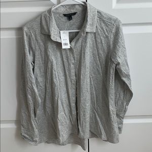 Grey top